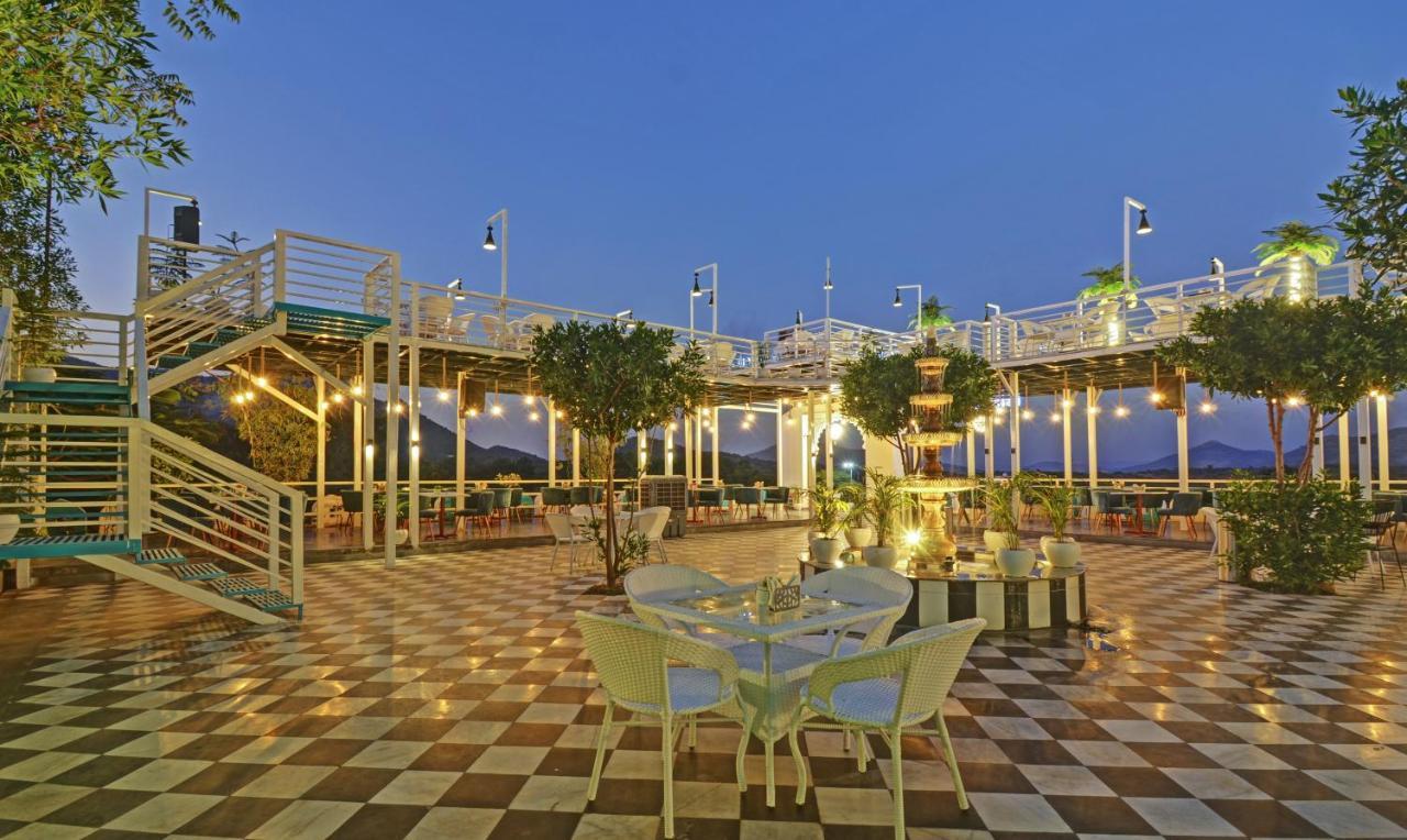 Hotel Treebo Khakhri Haveli Udaipur Exterior foto