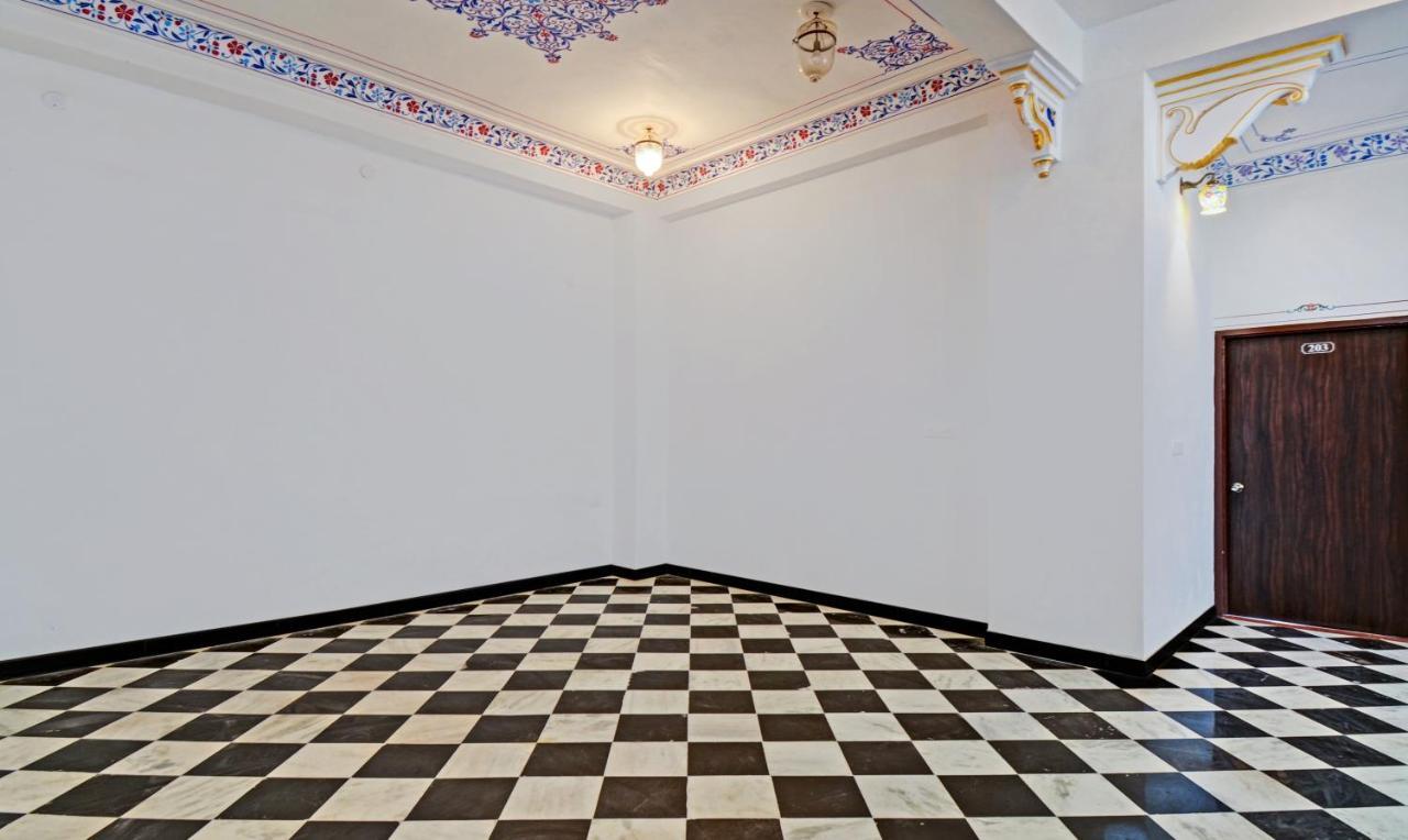 Hotel Treebo Khakhri Haveli Udaipur Exterior foto